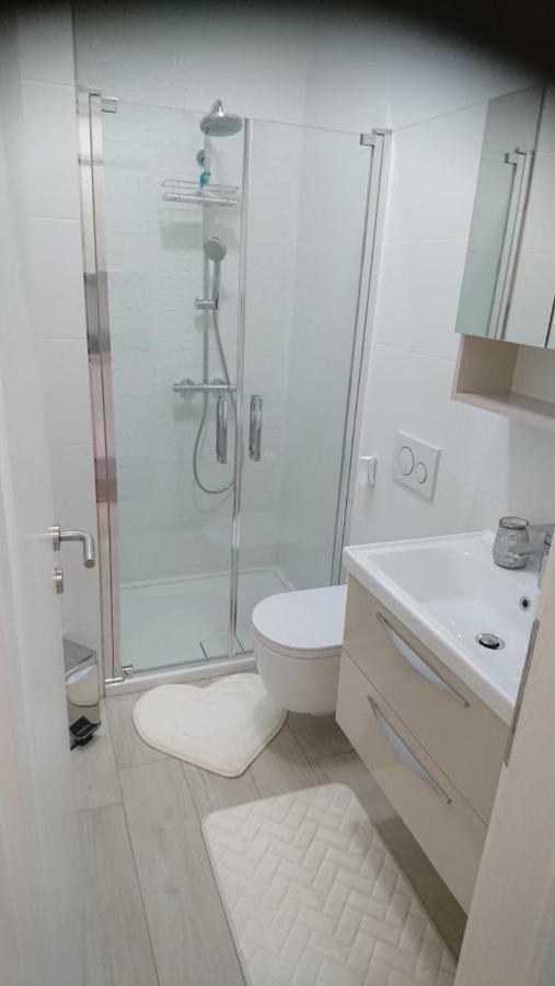App Centar Apartment Novigrad  Ngoại thất bức ảnh